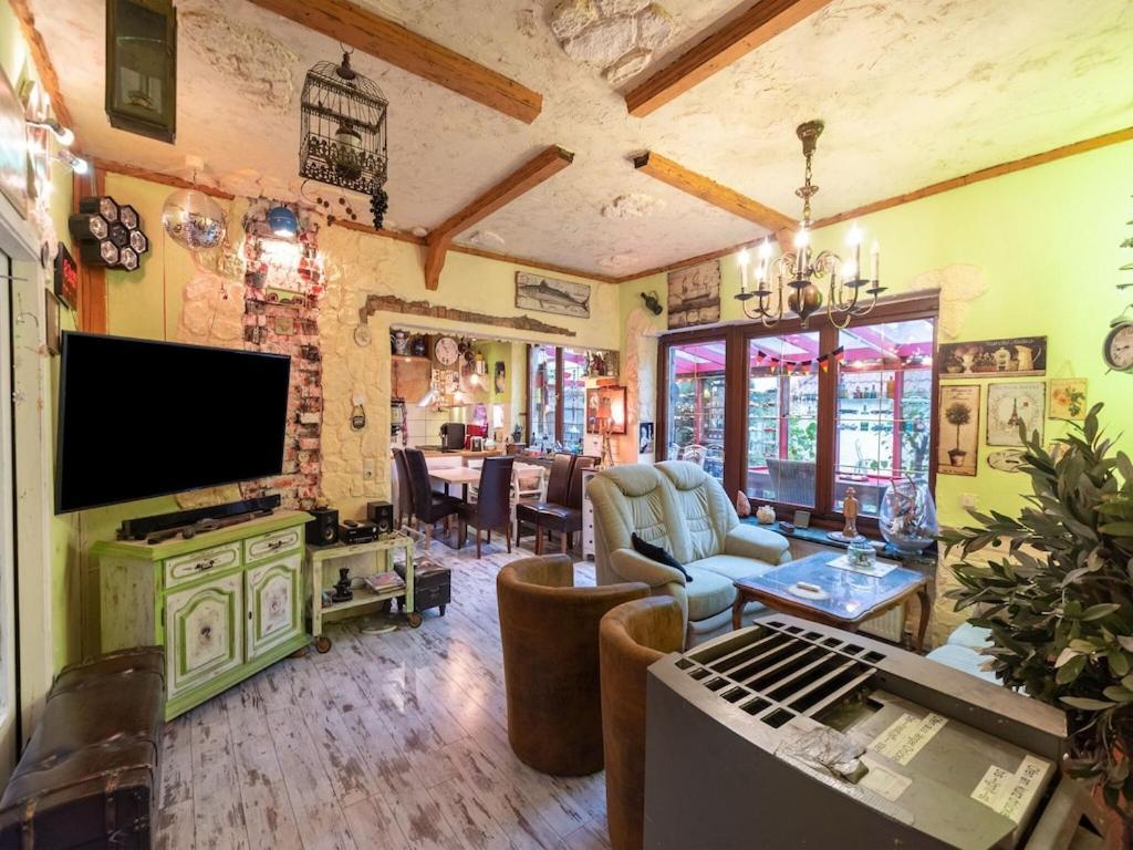 Holiday Flat With Garden In Висмар Экстерьер фото